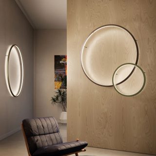 HALL-O WALL
creating light reflexions  www.jaccomaris.com  #hallobyjaccomaris #extraordinarylighting #dutchdesign #handmade #walldesign #walllamp #walllights