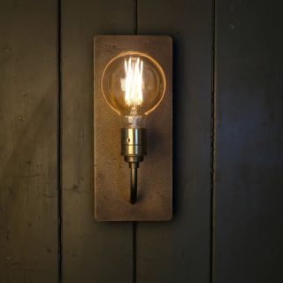 WHAT?
wall light in casted bronze  www.jaccomaris.com  #whatbyjaccomaris #extraordinarylighting #dutchdesign #handmade ##castedbronze #walllight ##lightingdesign
